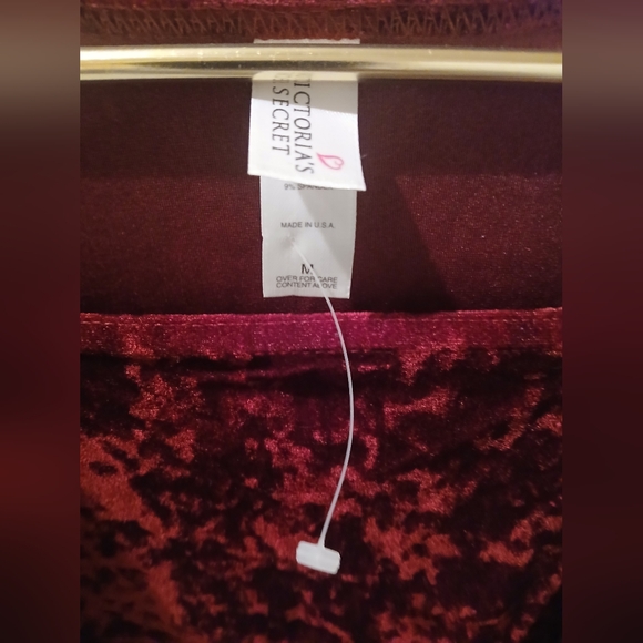 VTG Victoria Secret red/burgundy  velvet body suit - m - Picture 2 of 5